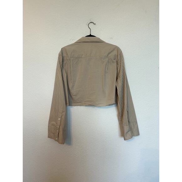 Frame Cropped Wide Sleeve Shirt in Sand Multi - Picture 5 of 5